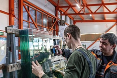 Цех лазерной обработки стекла и обработки смарт-пленки Цех лазерной обработки стекла и обработки смарт-пленки